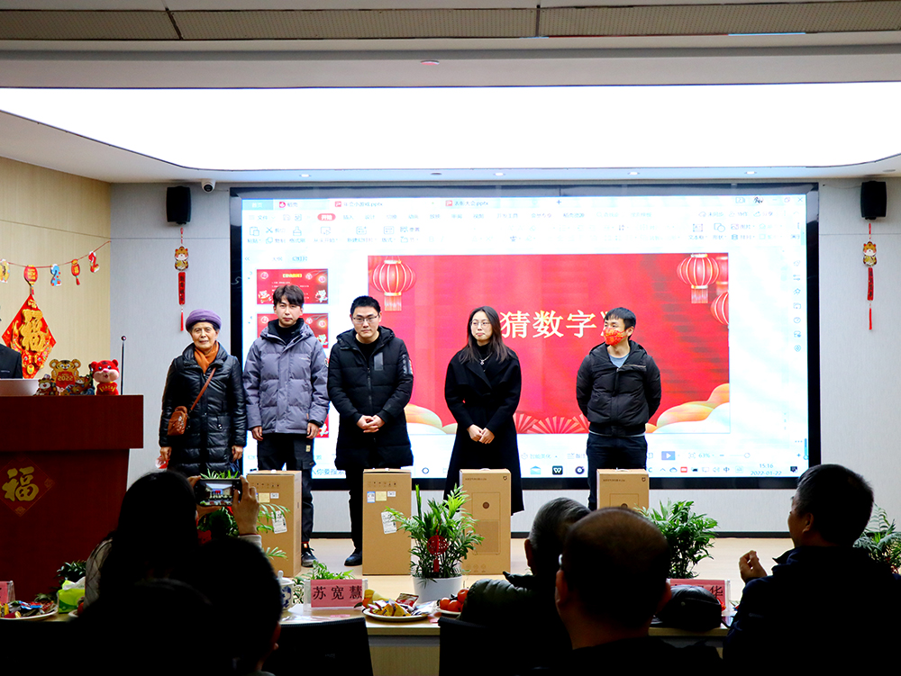 二等獎(jiǎng)?lì)C獎(jiǎng).jpg 二等獎(jiǎng)?lì)C獎(jiǎng).jpg